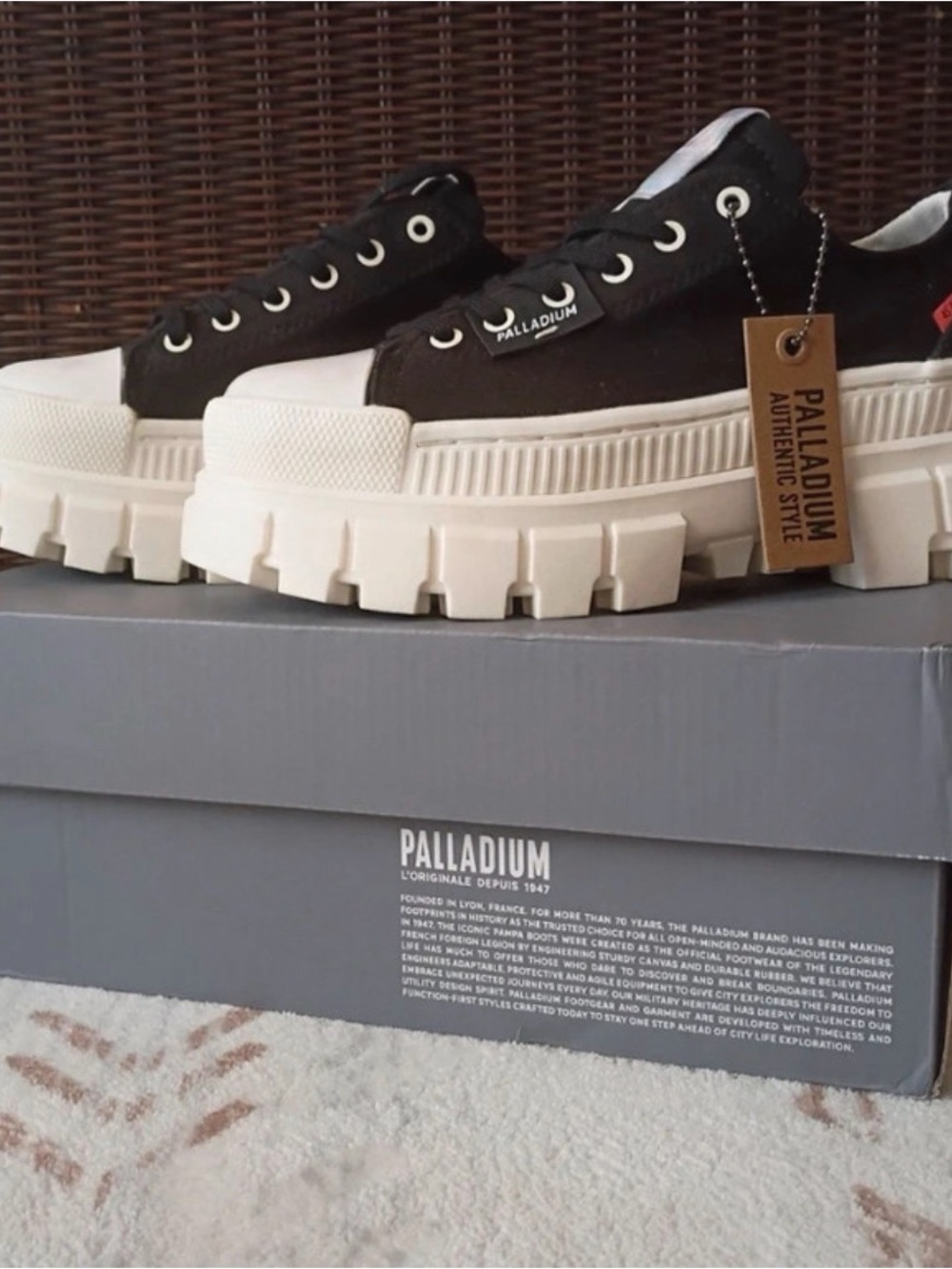 Palladium Black Canvas Chunky Lug-Sole Sneakers with White Platform